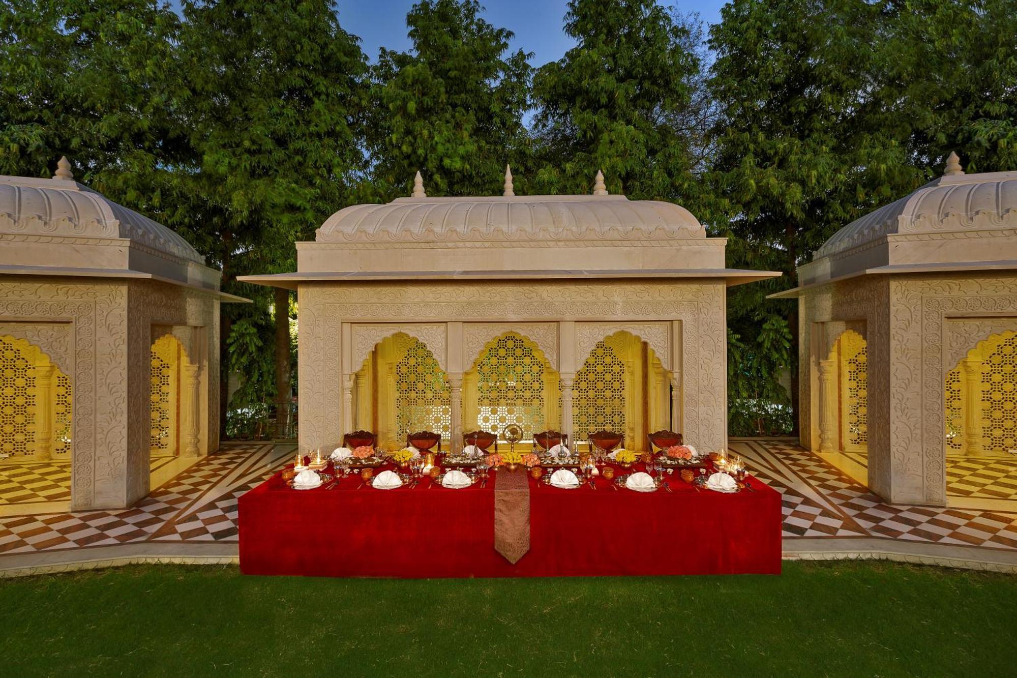 Heritage Village Resort & Spa Manesar-גורגאון מראה חיצוני תמונה