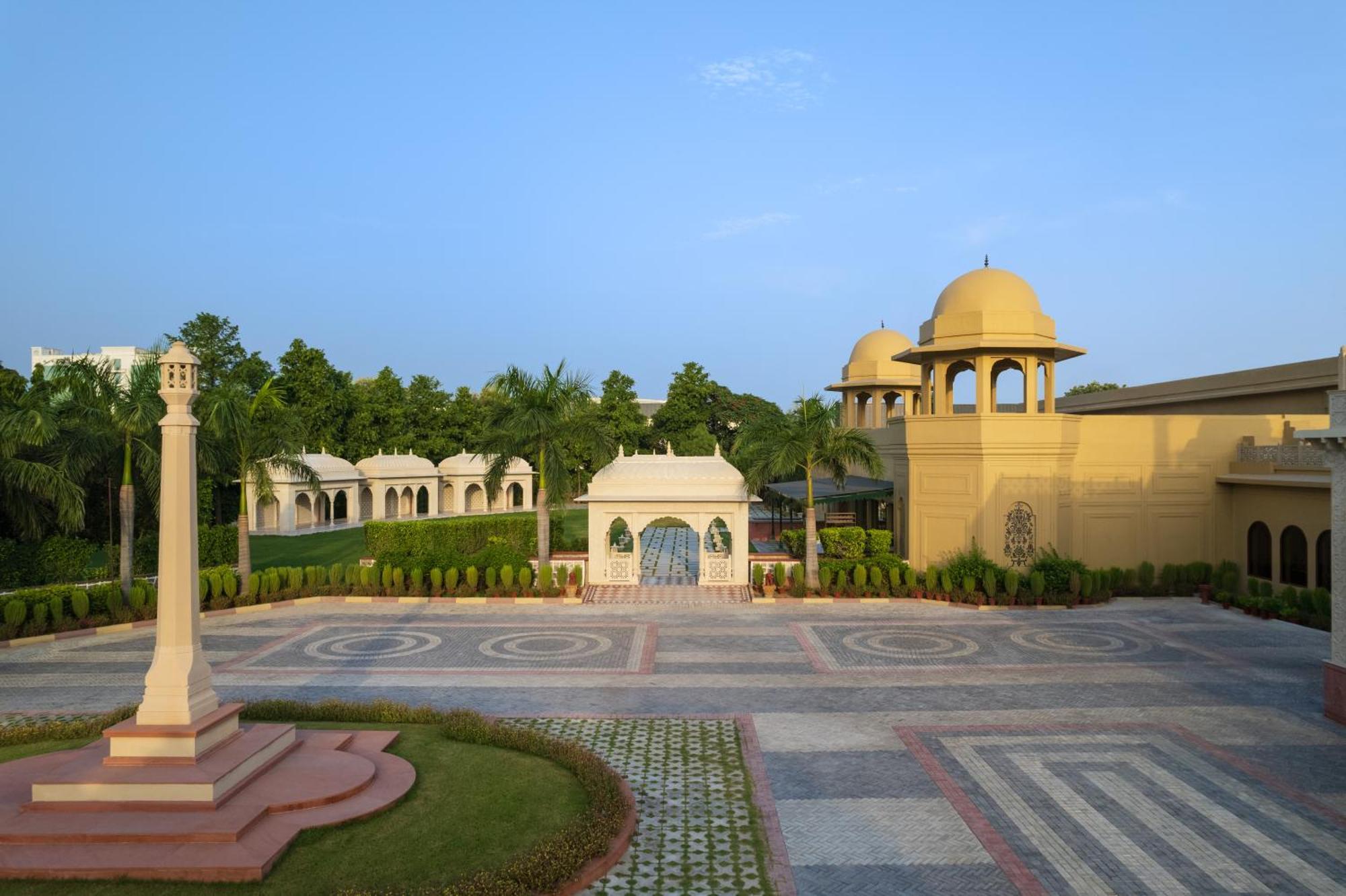 Heritage Village Resort & Spa Manesar-גורגאון מראה חיצוני תמונה